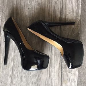Chinese Laundry platform heels